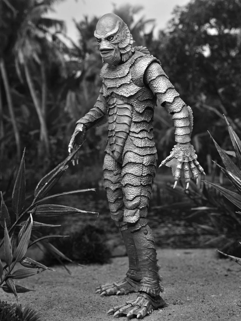 NECA: Universal Monsters - Creature From The Black Lagoon - Black and White Ultimate 7