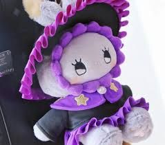 Lucky Emma: 18cm Plush Keyring - Magic Flute Player