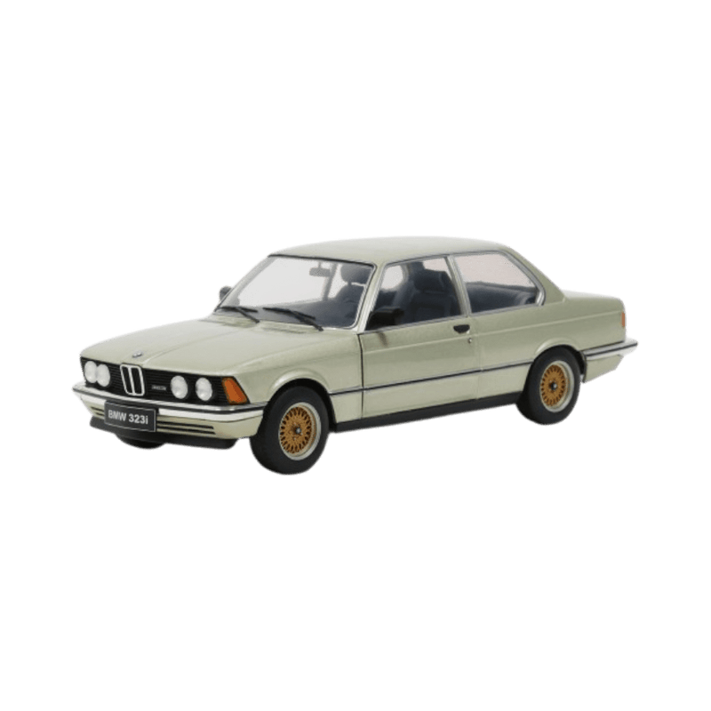 Solido - 1:18 1980 BMW 323i Diecast Vehicle